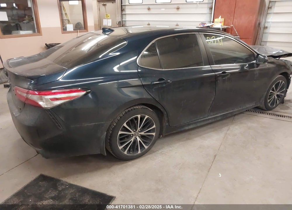 2020 TOYOTA CAMRY VIN: 4T1J11AK9LU864660