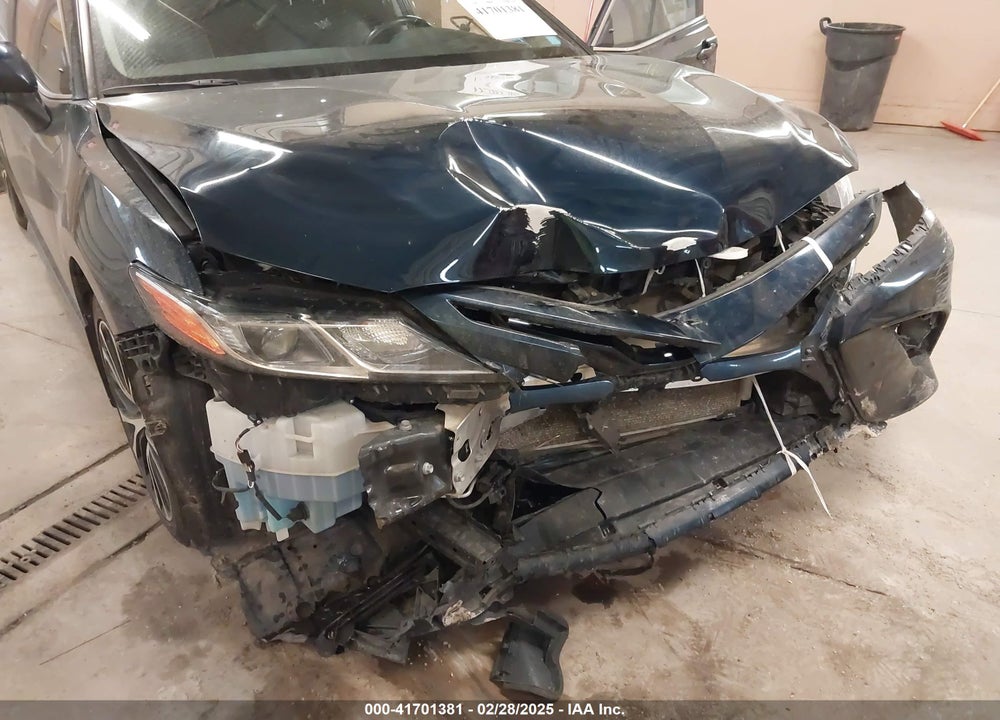 2020 TOYOTA CAMRY VIN: 4T1J11AK9LU864660