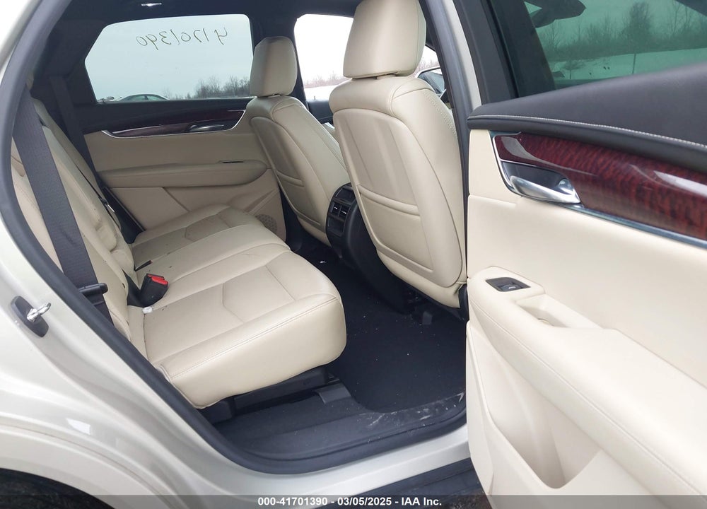 2017 CADILLAC XT5 VIN: 1GYKNDRS1HZ193928