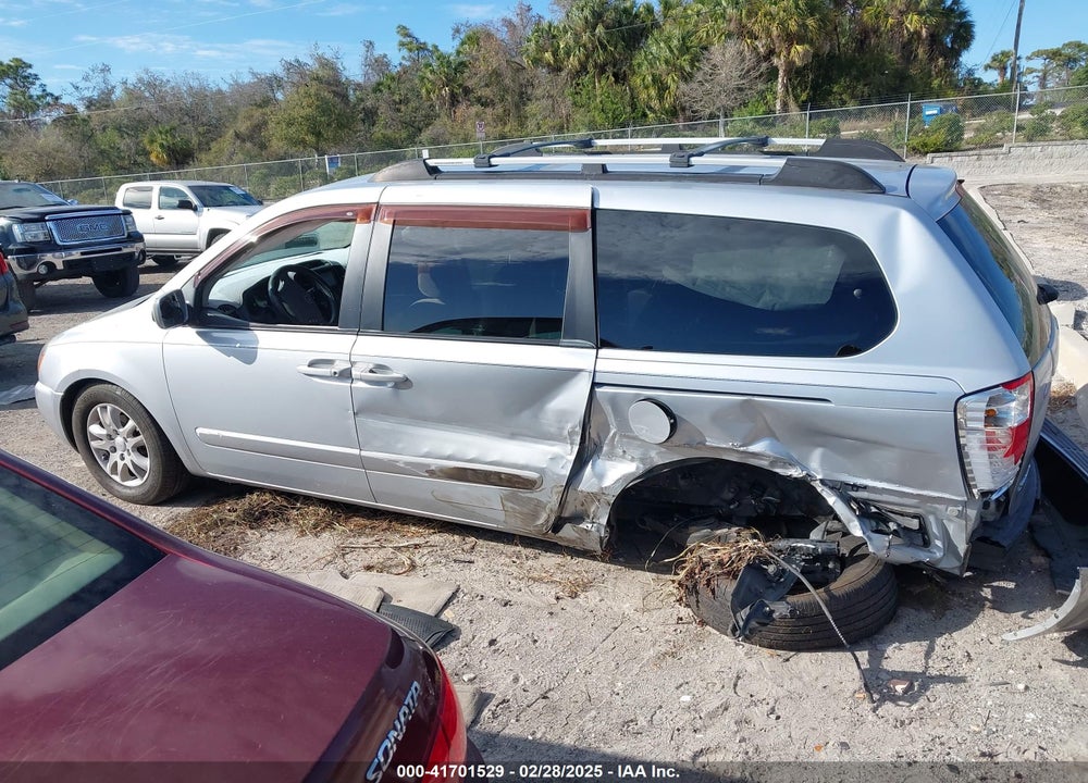 2006 KIA SEDONA VIN: KNDMB233166095431