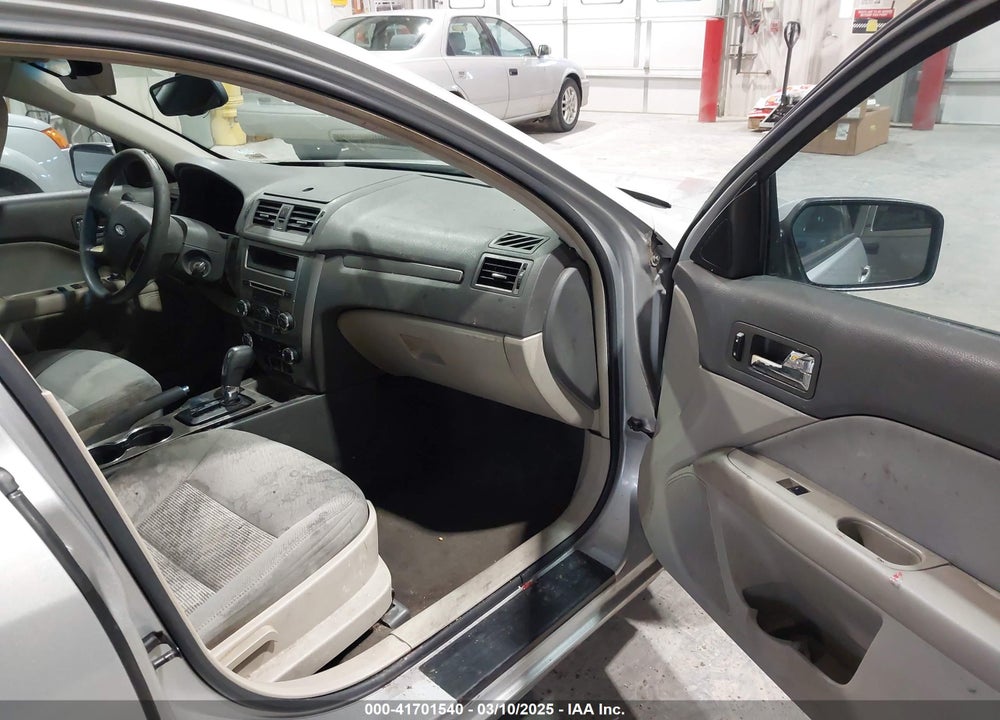 2010 FORD FUSION SE VIN: 3FAHP0HA8AR116565