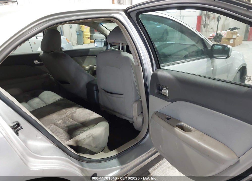 2010 FORD FUSION SE VIN: 3FAHP0HA8AR116565