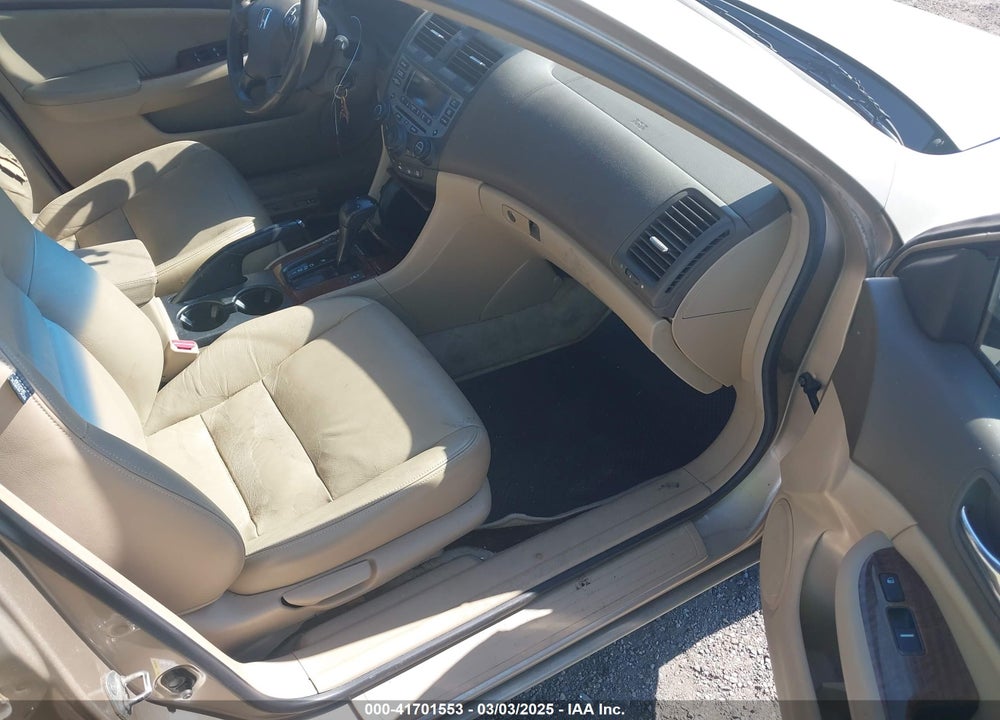 2007 HONDA ACCORD VIN: 1HGCM56887A090130