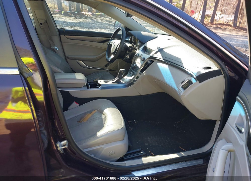 2010 CADILLAC CTS VIN: 1G6DJ5EV9A0109075