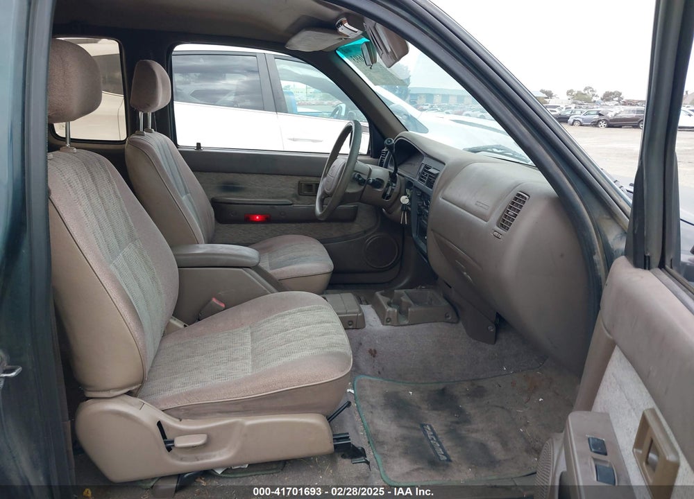 1998 TOYOTA TACOMA BASE V6 VIN: 4TAVN52N1WZ051018