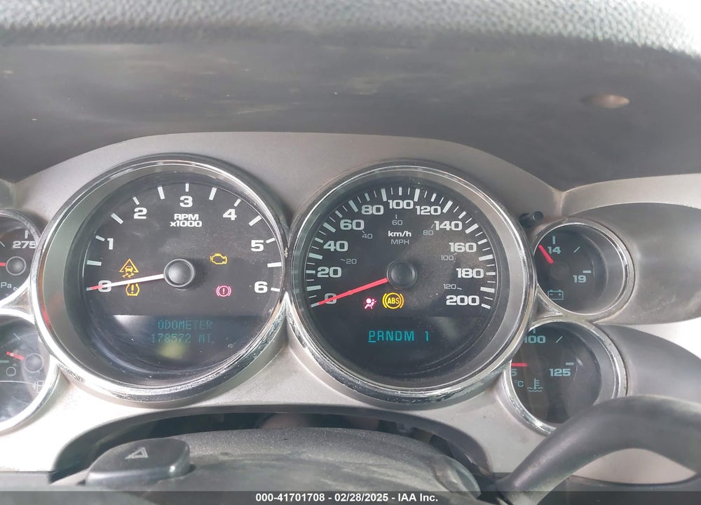 2009 CHEVROLET SILVERADO 2500HD WORK TRUCK VIN: 1GCHK49K19E104683