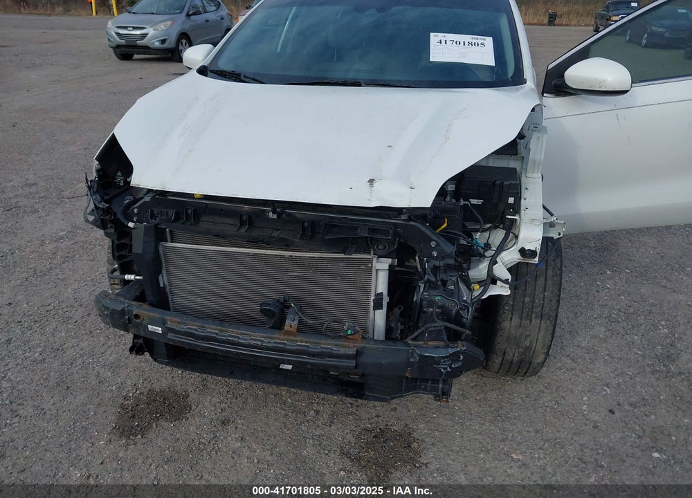 2022 KIA SPORTAGE VIN: KNDPM3AC4N7958814