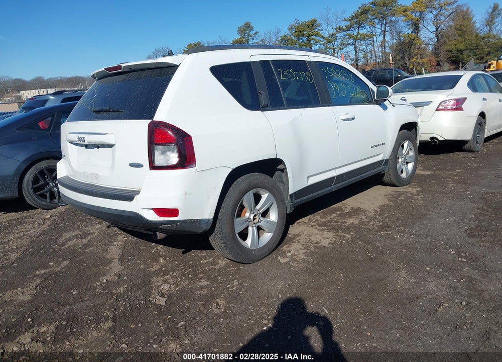 2014 JEEP COMPASS LATITUDE VIN: 1C4NJDEB4ED886554