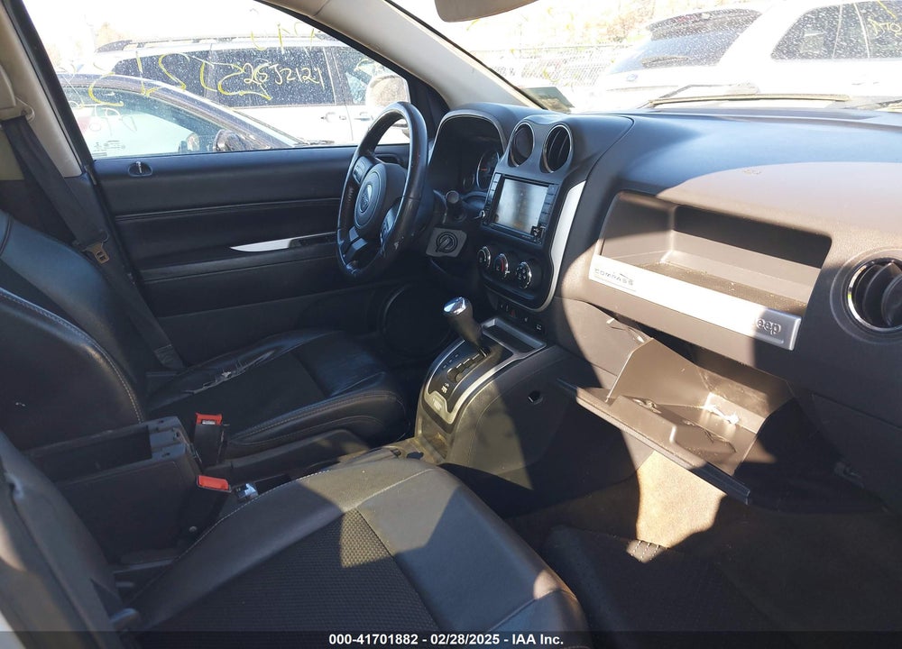 2014 JEEP COMPASS LATITUDE VIN: 1C4NJDEB4ED886554