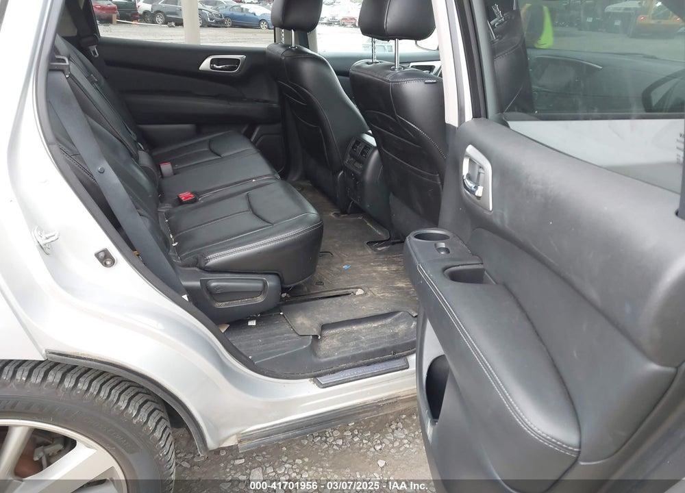 2013 NISSAN PATHFINDER PLATINUM VIN: 5N1AR2MM7DC678375