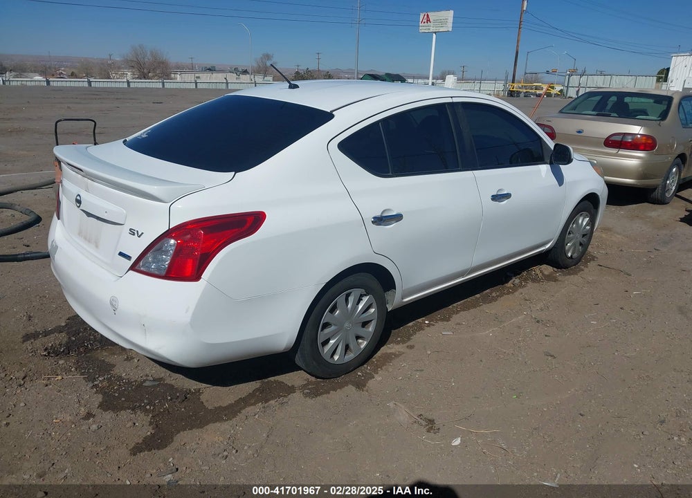 2014 NISSAN VERSA VIN: 3N1CN7APXEL825186