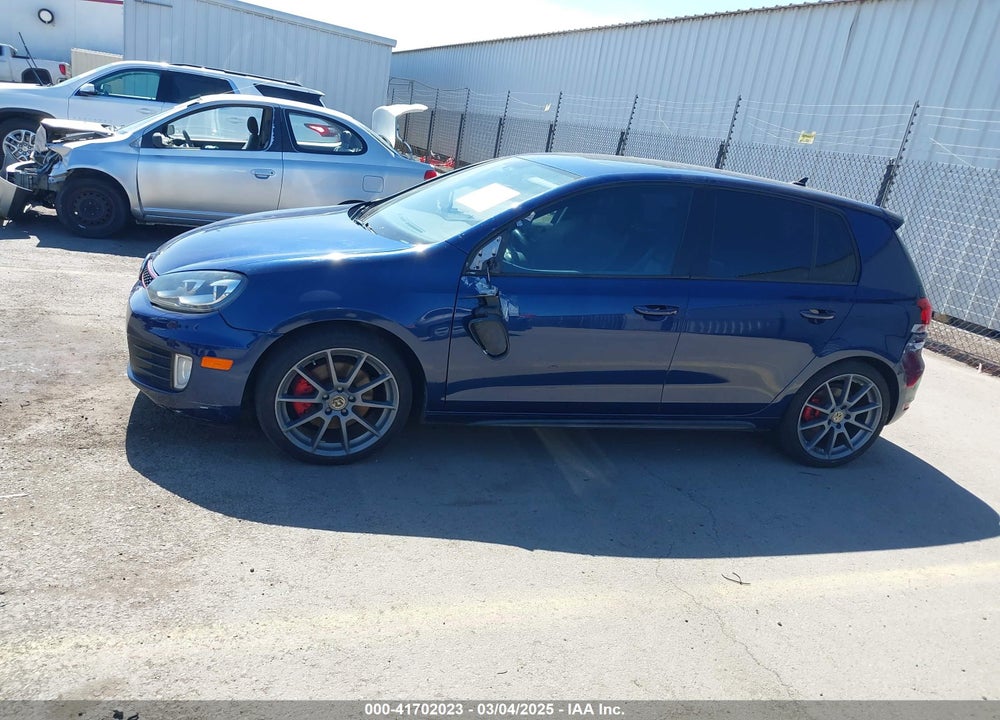 2011 VOLKSWAGEN GTI 4-DOOR AUTOBAHN VIN: WVWGD7AJ9BW104487