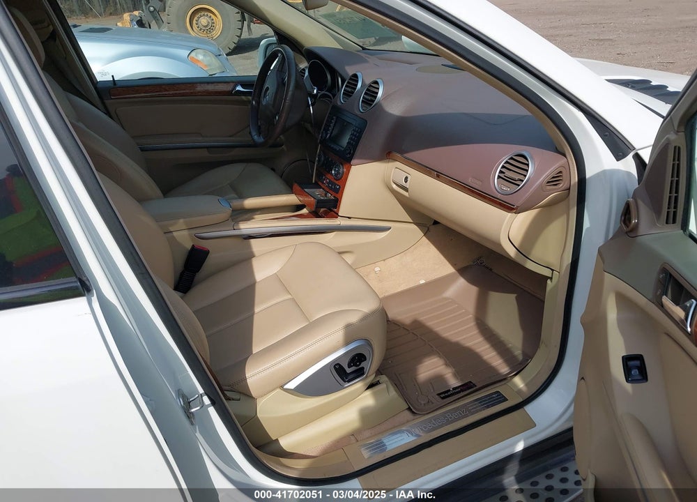 2008 MERCEDES-BENZ GL 450 VIN: 4JGBF71E98A305136