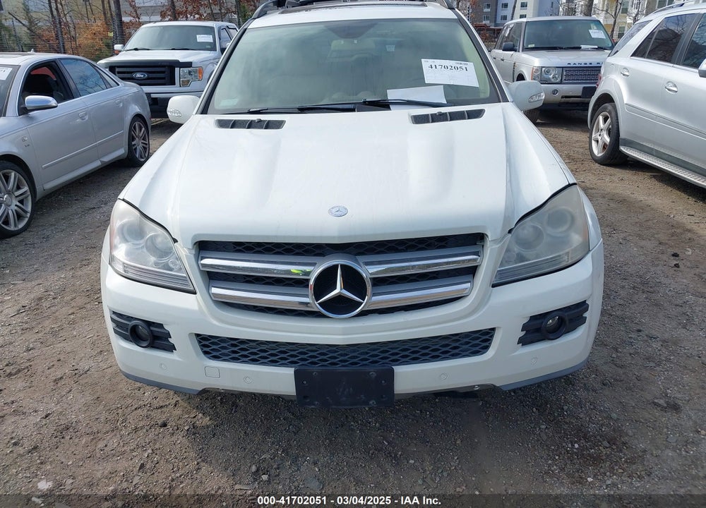 2008 MERCEDES-BENZ GL 450 VIN: 4JGBF71E98A305136