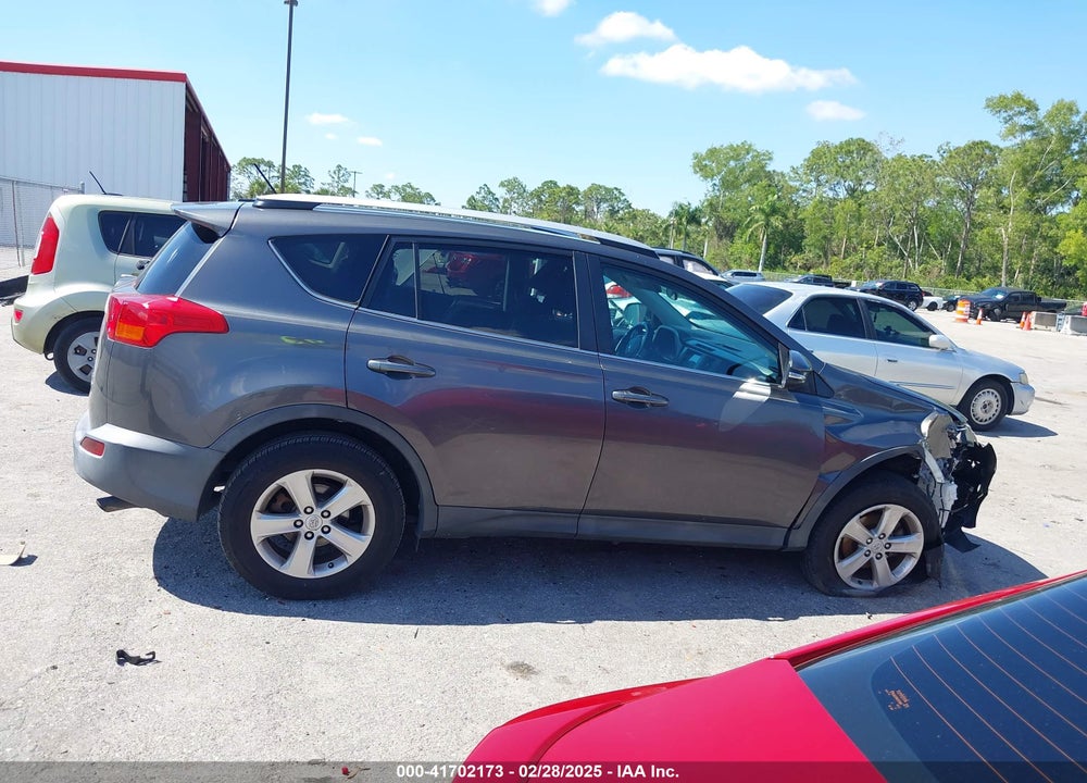 2014 TOYOTA RAV4 VIN: 2T3RFREVXEW174367