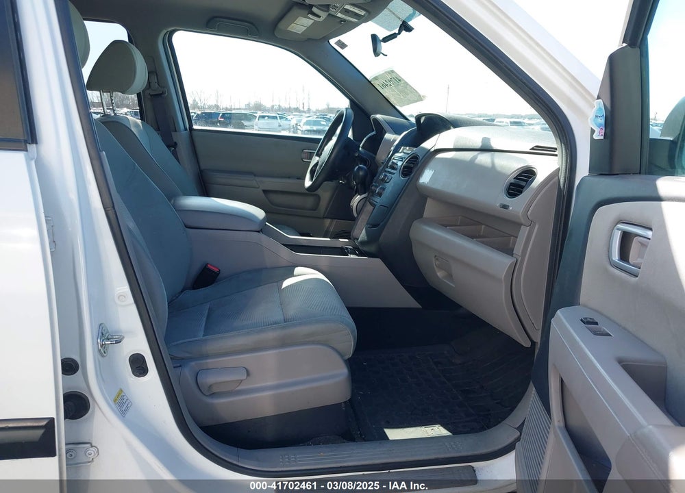 2014 HONDA PILOT VIN: 5FNYF4H29EB041783