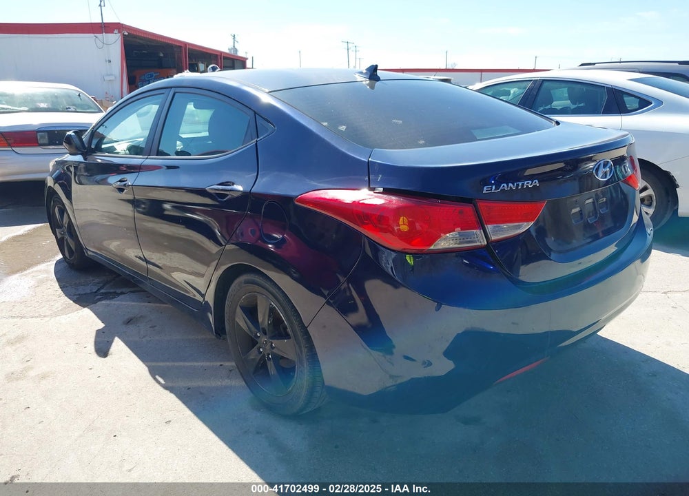 2012 HYUNDAI ELANTRA VIN: 5NPDH4AE8CH094793