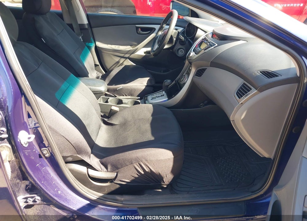 2012 HYUNDAI ELANTRA VIN: 5NPDH4AE8CH094793