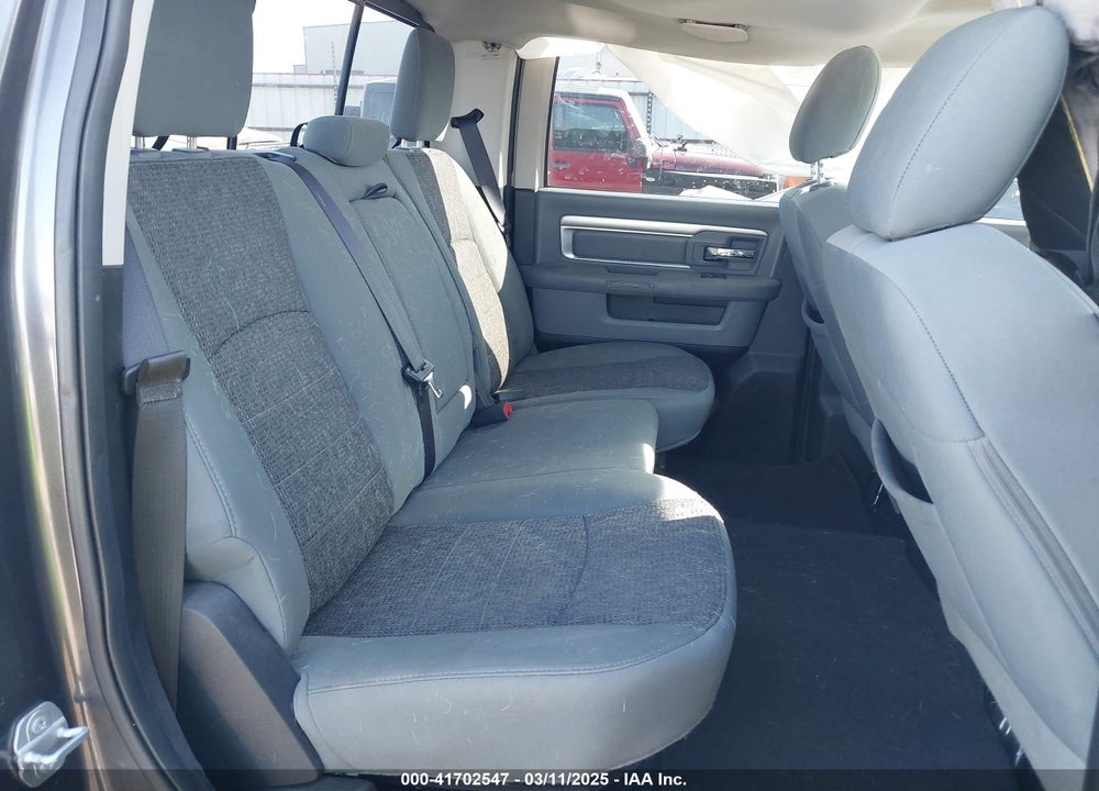 2016 RAM 1500 VIN: 1C6RR7LT1GS330098