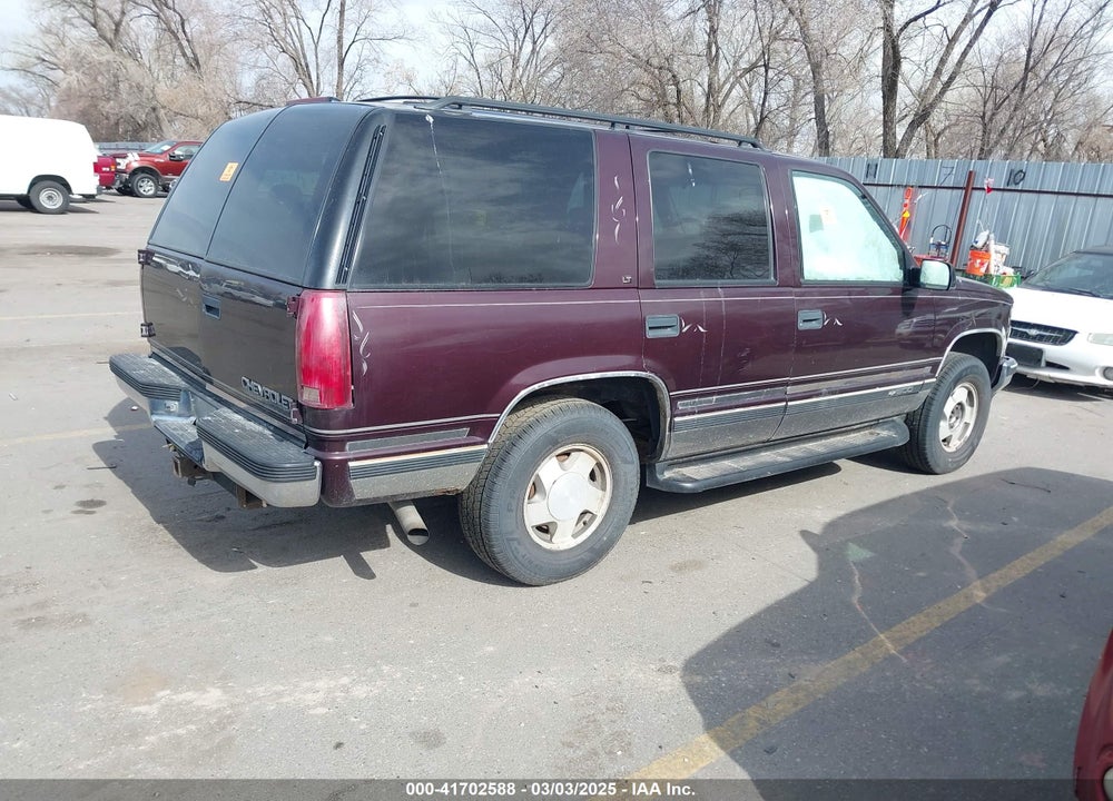 1996 CHEVROLET TAHOE K1500 VIN: 1GNEK13R3TJ397046