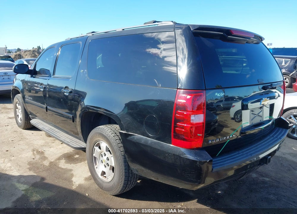 2014 CHEVROLET SUBURBAN 1500 VIN: 1GNSCJE08ER240230