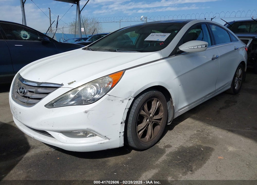 2013 HYUNDAI SONATA VIN: 5NPEC4AC5DH688566