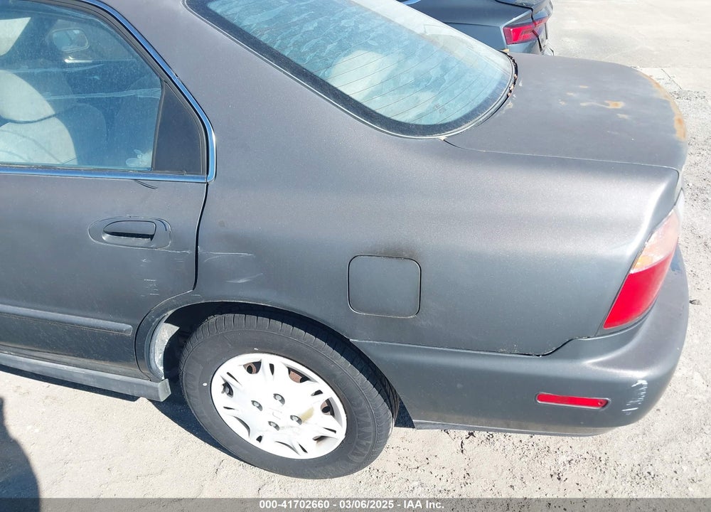 1997 HONDA ACCORD VALUE VIN: 1HGCD5689VA182425