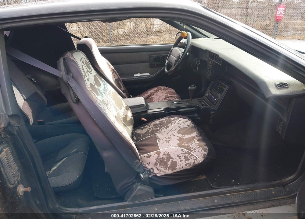 1992 CHEVROLET CAMARO RS VIN: 1G1FP23E1NL143868