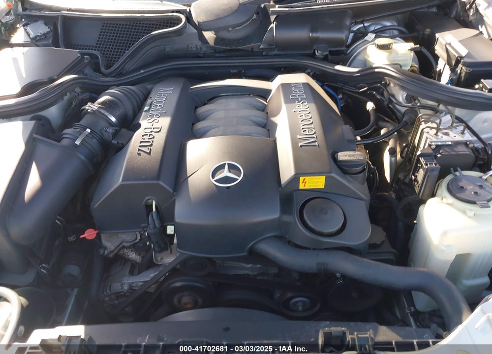 2000 MERCEDES-BENZ E 320 VIN: WDBJF65J9YB032354