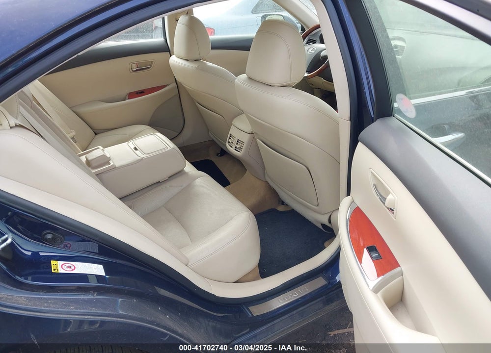 2011 LEXUS ES VIN: JTHBK1EG7B2460700