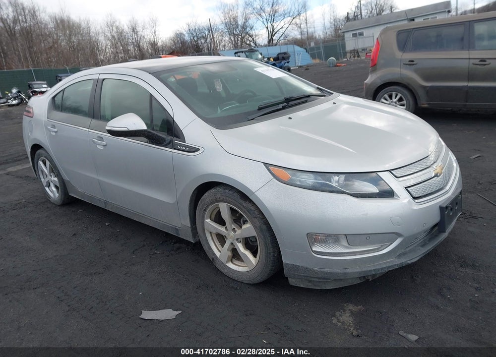 2011 CHEVROLET VOLT VIN: 1G1RC6E45BU100273