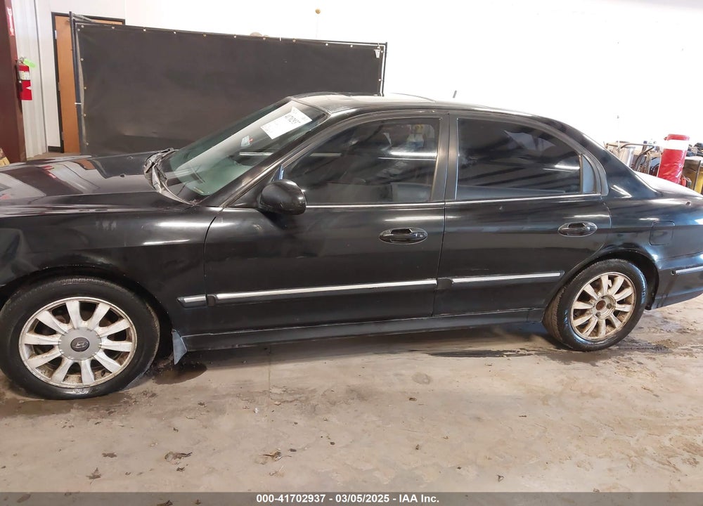 2003 HYUNDAI SONATA VIN: KMHWF35H33A782779