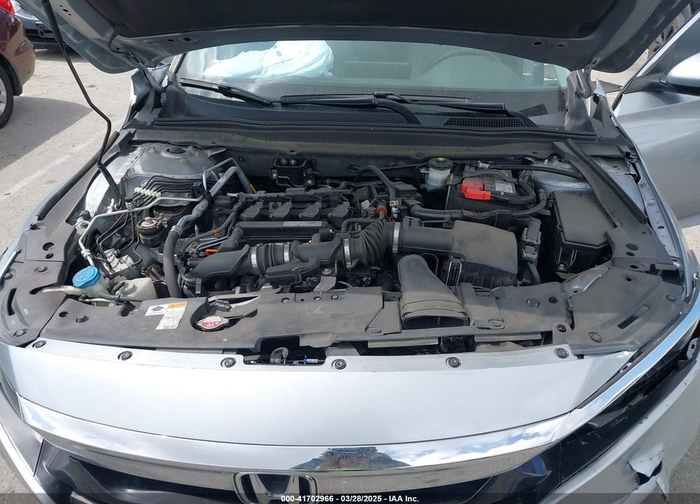 2018 HONDA ACCORD VIN: 1HGCV1F46JA082036