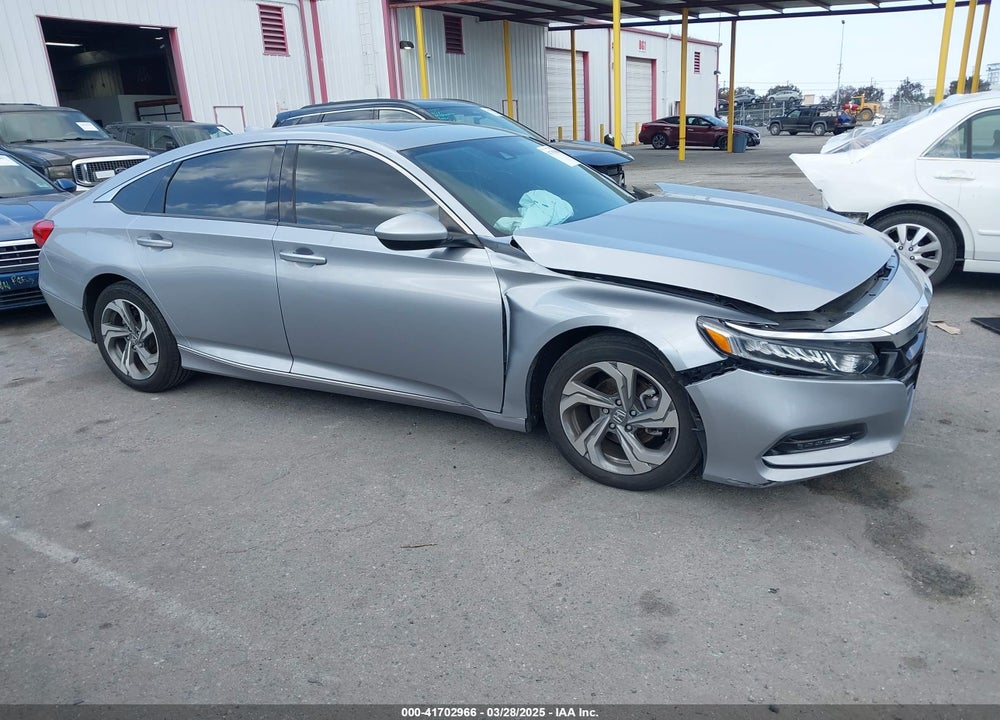 2018 HONDA ACCORD VIN: 1HGCV1F46JA082036