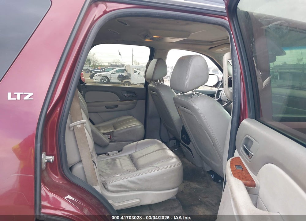 2008 CHEVROLET TAHOE LTZ VIN: 1GNFK13028J110762