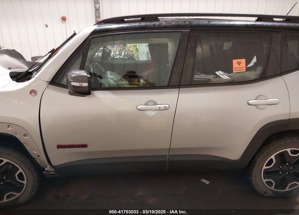 2016 JEEP RENEGADE VIN: ZACCJBCT4GPD15688