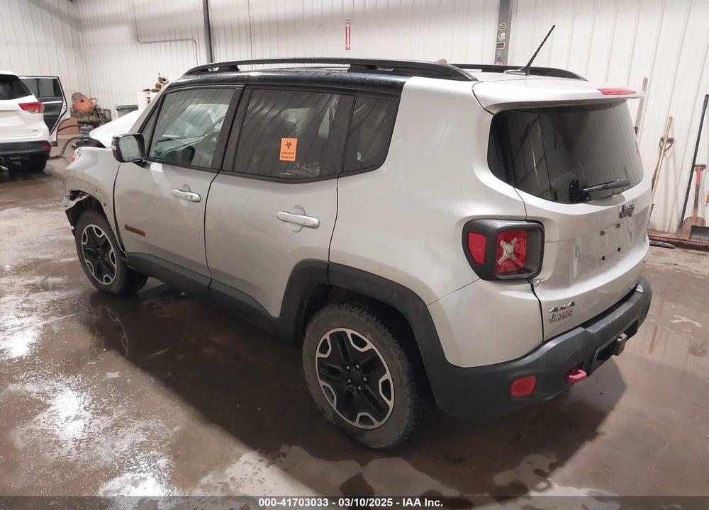 2016 JEEP RENEGADE VIN: ZACCJBCT4GPD15688
