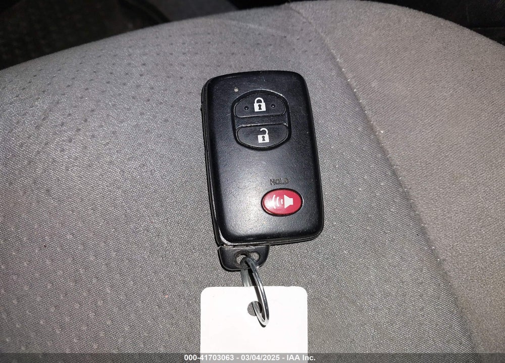 2015 TOYOTA PRIUS VIN: JTDKN3DU2F1994856