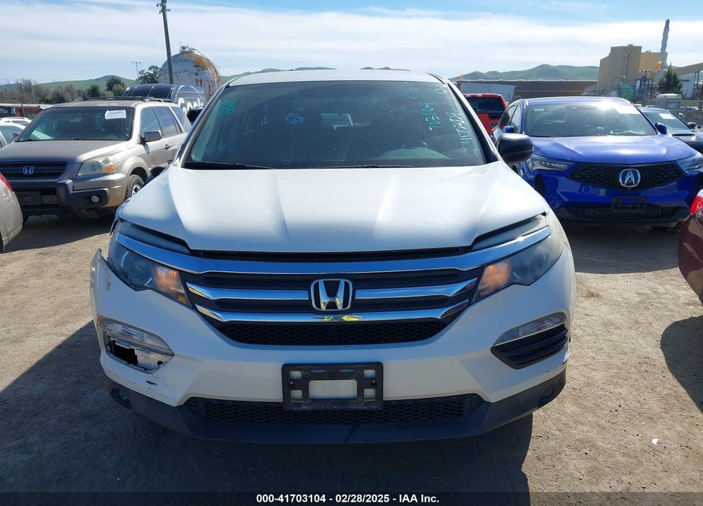 2017 HONDA PILOT LX VIN: 5FNYF6H19HB065329