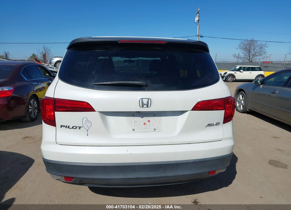 2017 HONDA PILOT LX VIN: 5FNYF6H19HB065329