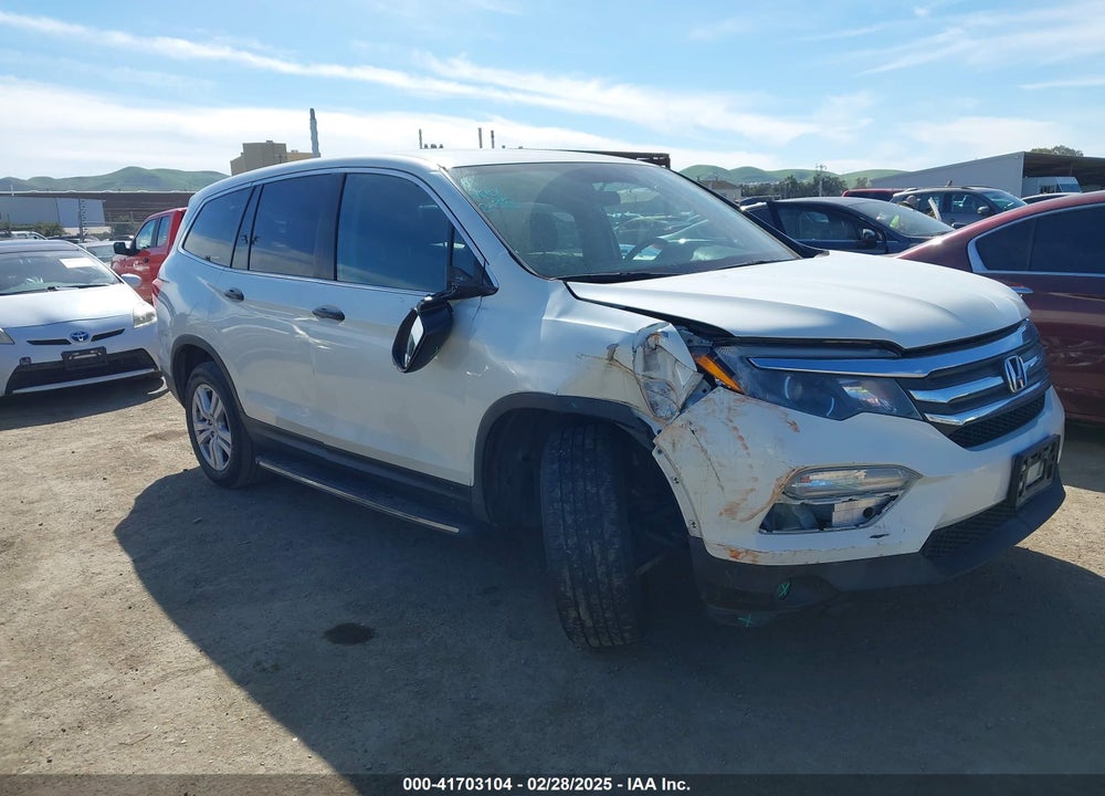 2017 HONDA PILOT LX VIN: 5FNYF6H19HB065329