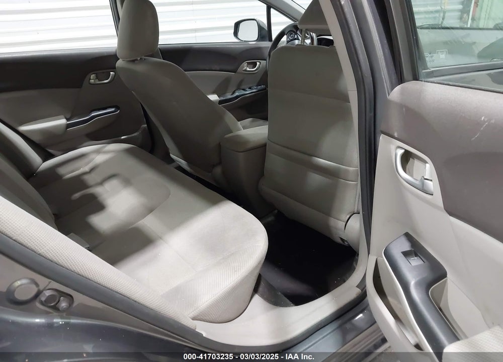 2012 HONDA CIVIC VIN: 2HGFB2F88CH320360