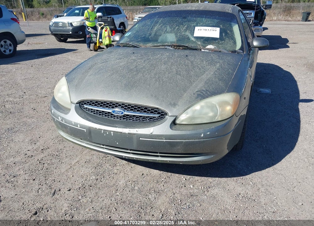 2002 FORD TAURUS SES VIN: 1FAFP55S62A107327