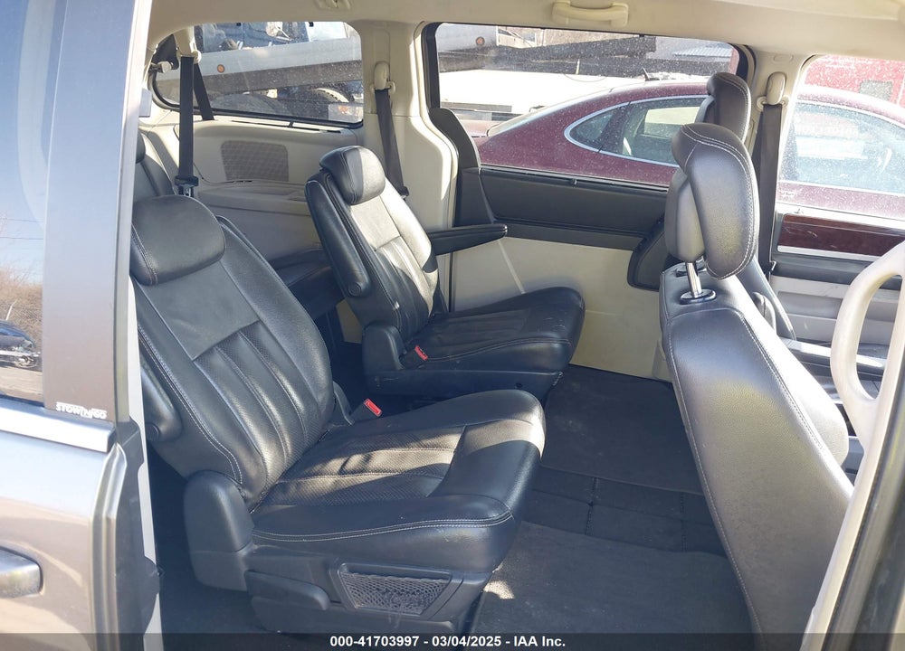2010 CHRYSLER TOWN & COUNTRY TOURING PLUS VIN: 2A4RR8D1XAR473064