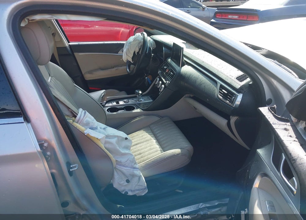 2019 GENESIS G70 2.0T ADVANCED VIN: KMTG34LA5KU026611