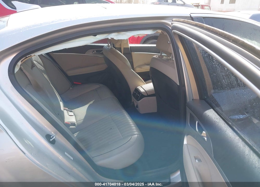 2019 GENESIS G70 2.0T ADVANCED VIN: KMTG34LA5KU026611