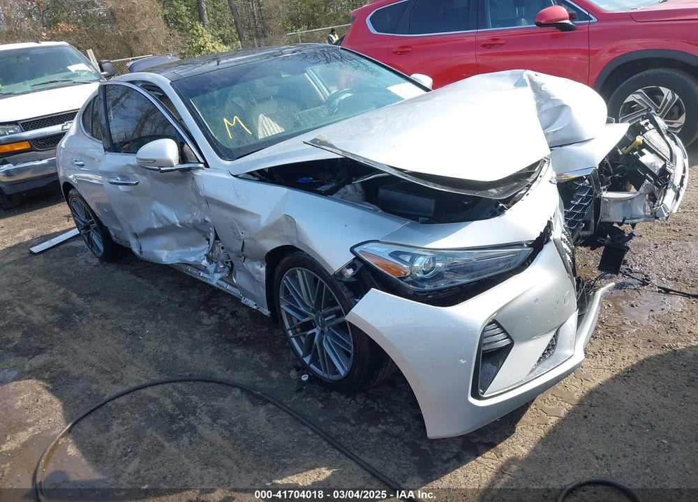 2019 GENESIS G70 2.0T ADVANCED VIN: KMTG34LA5KU026611