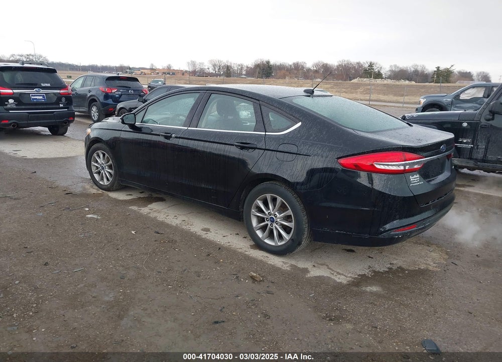 2017 FORD FUSION VIN: 3FA6P0H72HR253829