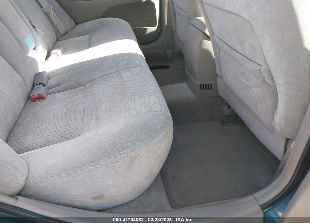 2004 TOYOTA CAMRY LE VIN: 4T1BE30K94U284591