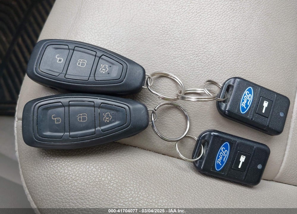 2013 FORD C-MAX VIN: 1FADP5BU9DL524137